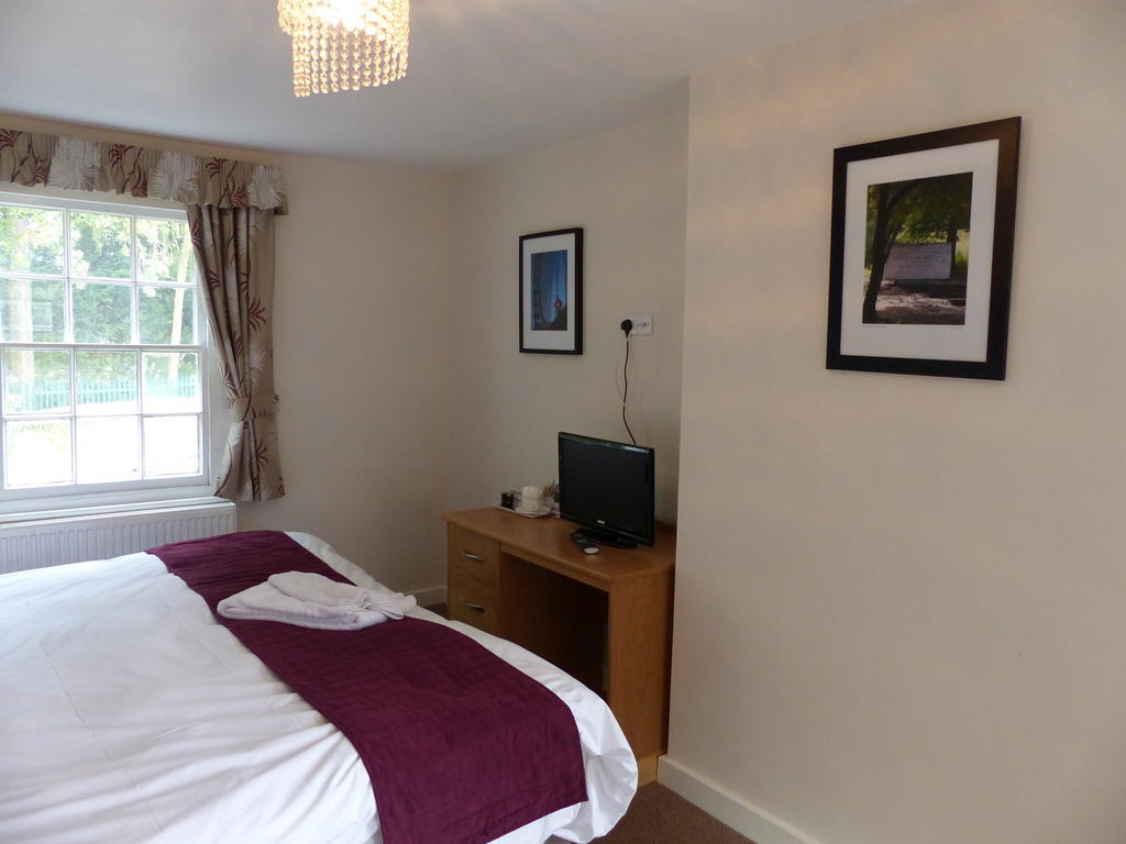 The Sun Inn Englefield Green Ruang foto